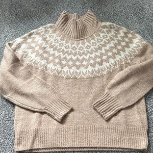 Gap sweater